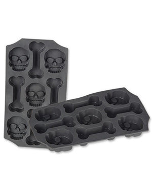 Skull and Bones Ice Mould 21cm x 12cm