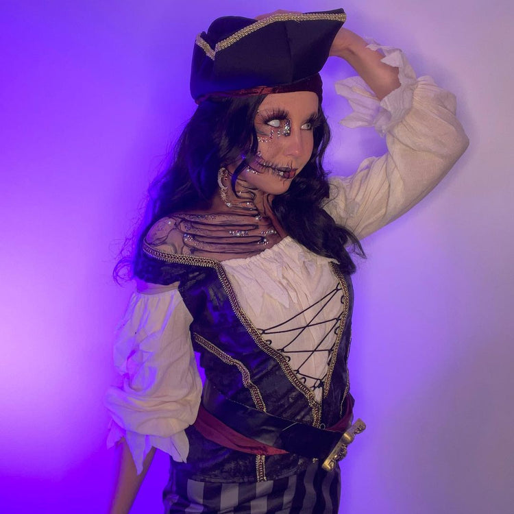 Brazen Buccaneer Womens Costume